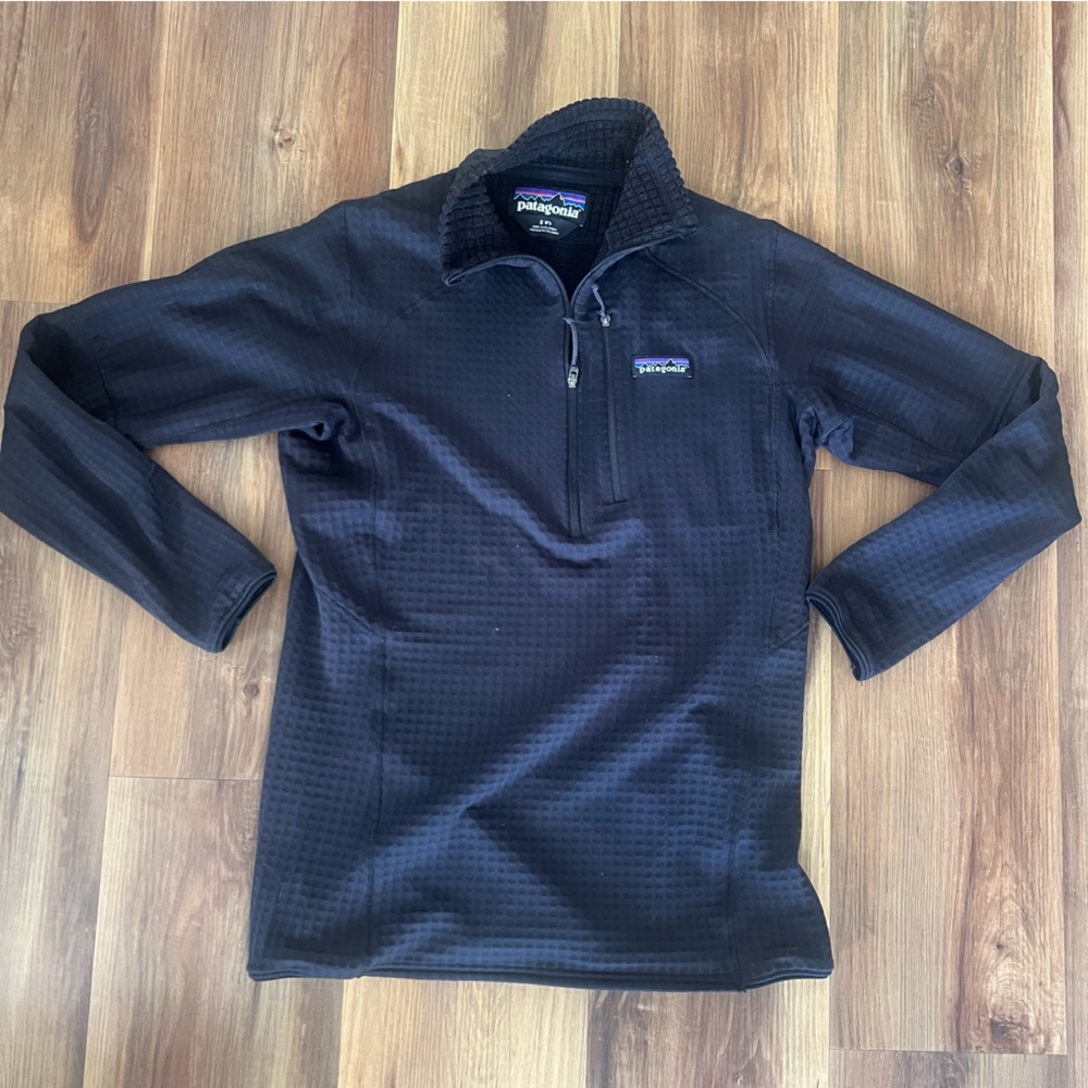 Patagonia Black 1/4 Zip Waffle Sweatshirt